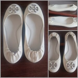 Tory Burch Pebbled "Reva" flats
